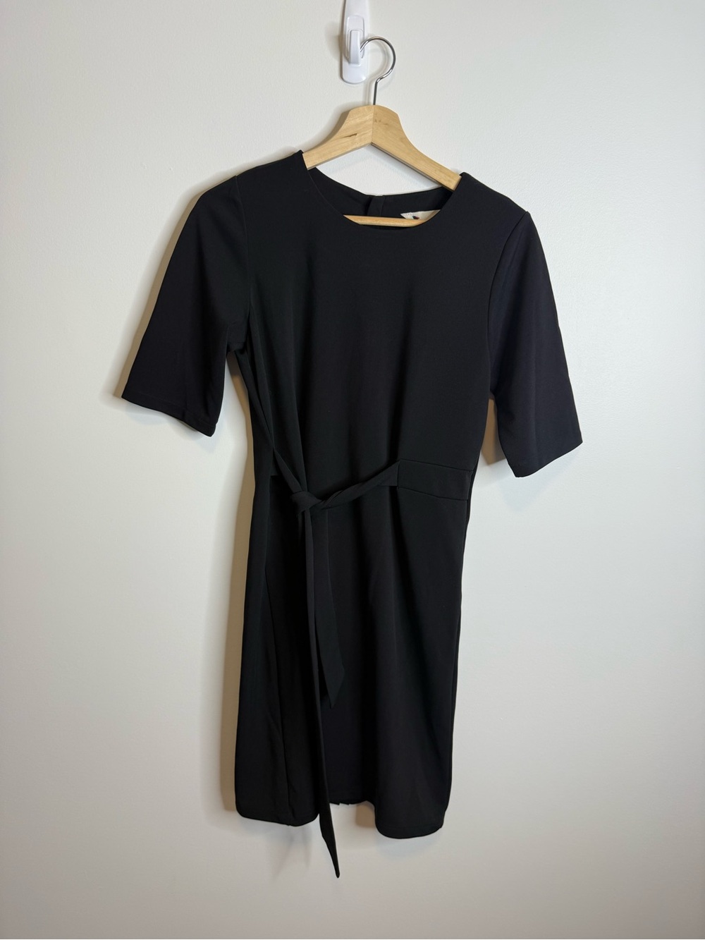Yumi Kim Black Midi Dress with Self-Tie Waist ModCloth size small 6